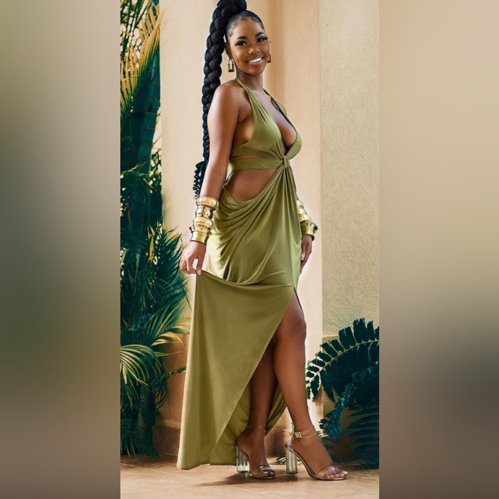 Envy Her Green Cutout Goddess Dress - Picture 11 of 12